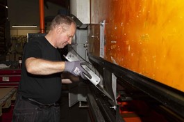 Jens Thomsen próbował większości rzeczy jako operator kozłów