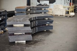 Kołnierze stalowe produkowane są w tysiącach w BSB Industry