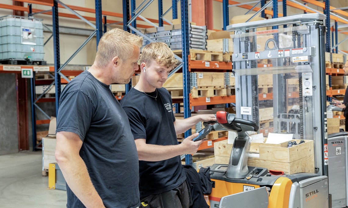 Supply Center Ansætter Lager Og Logistikoperatørelev 0001